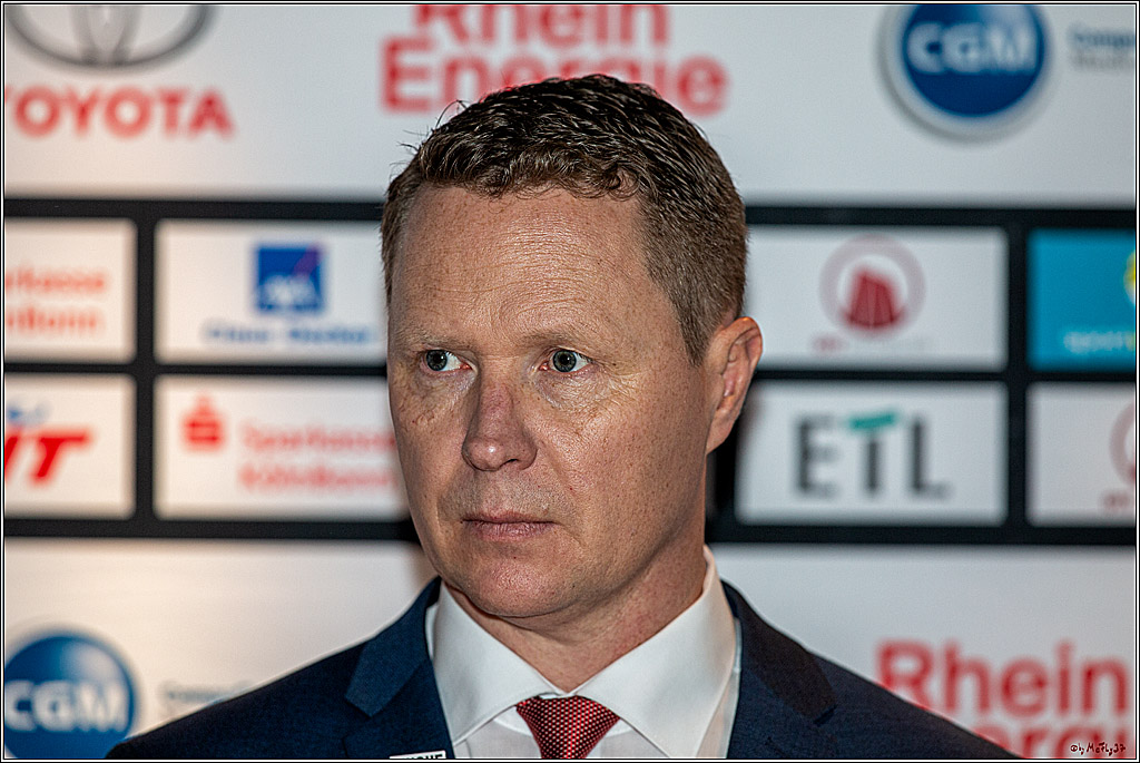 DEL;  Koelner Haie - Schwenninger Wild Wings; Koeln, 20.12.2019